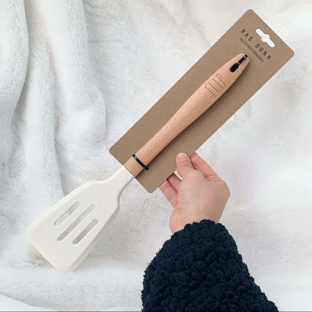 Rae Dunn | “Flip” Slotted Turner | Brand New
